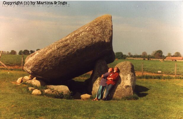 02_dolmen.jpg