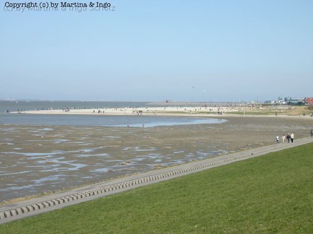 dscn0042.jpg - Norddeich, die K�stenstadt bei Norden, direkt am Meer.